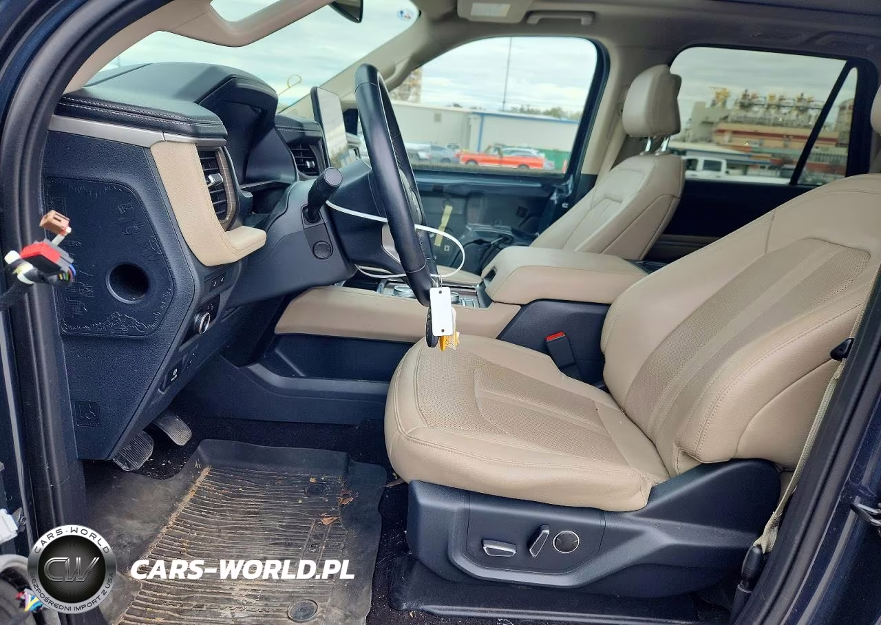 2023 Ford Expedition Limited VIN:1FMJU2A86PEA48412 - 7
