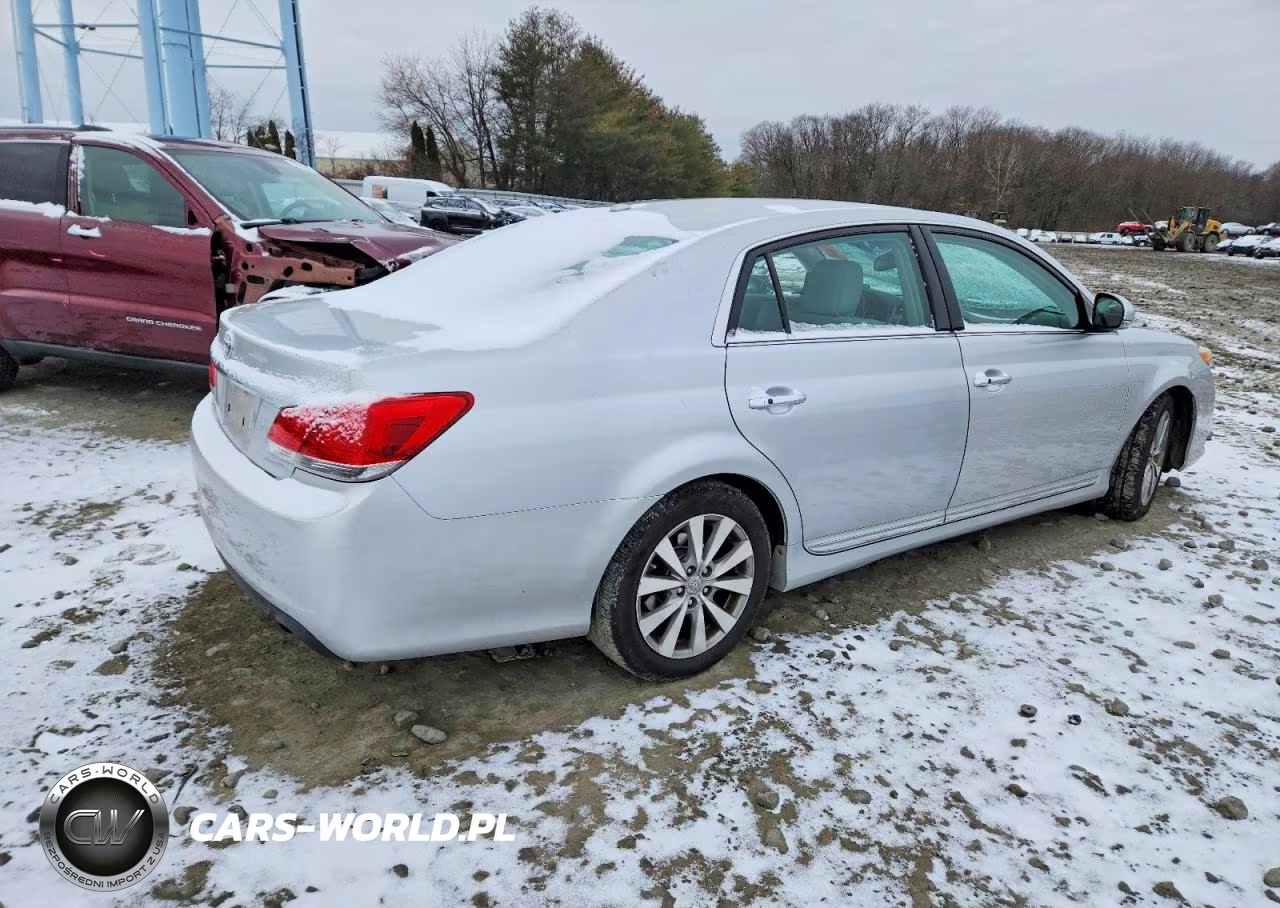 2011 Toyota Avalon Base VIN:4T1BK3DBXBU440279 - 3