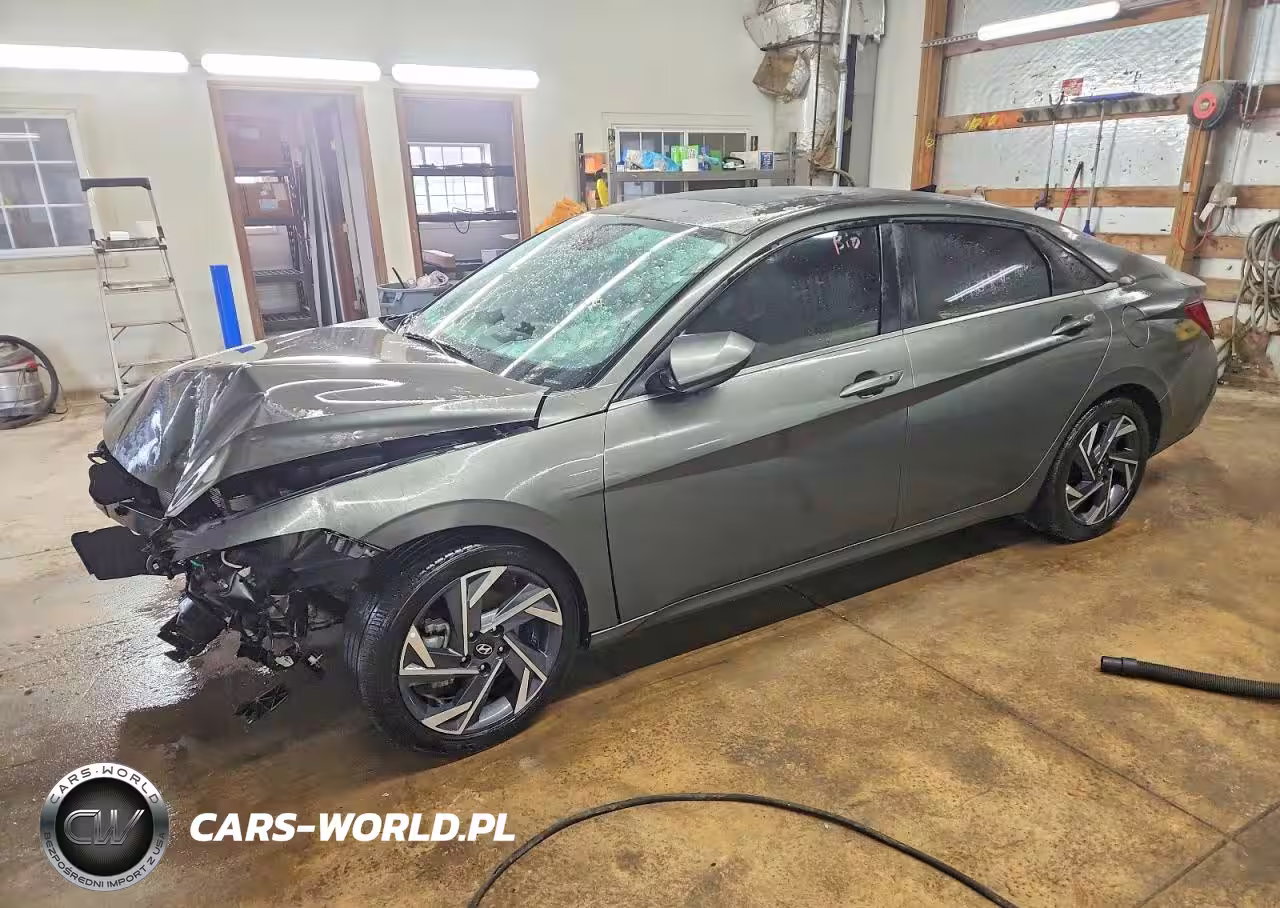 2024 Hyundai Elantra Sel