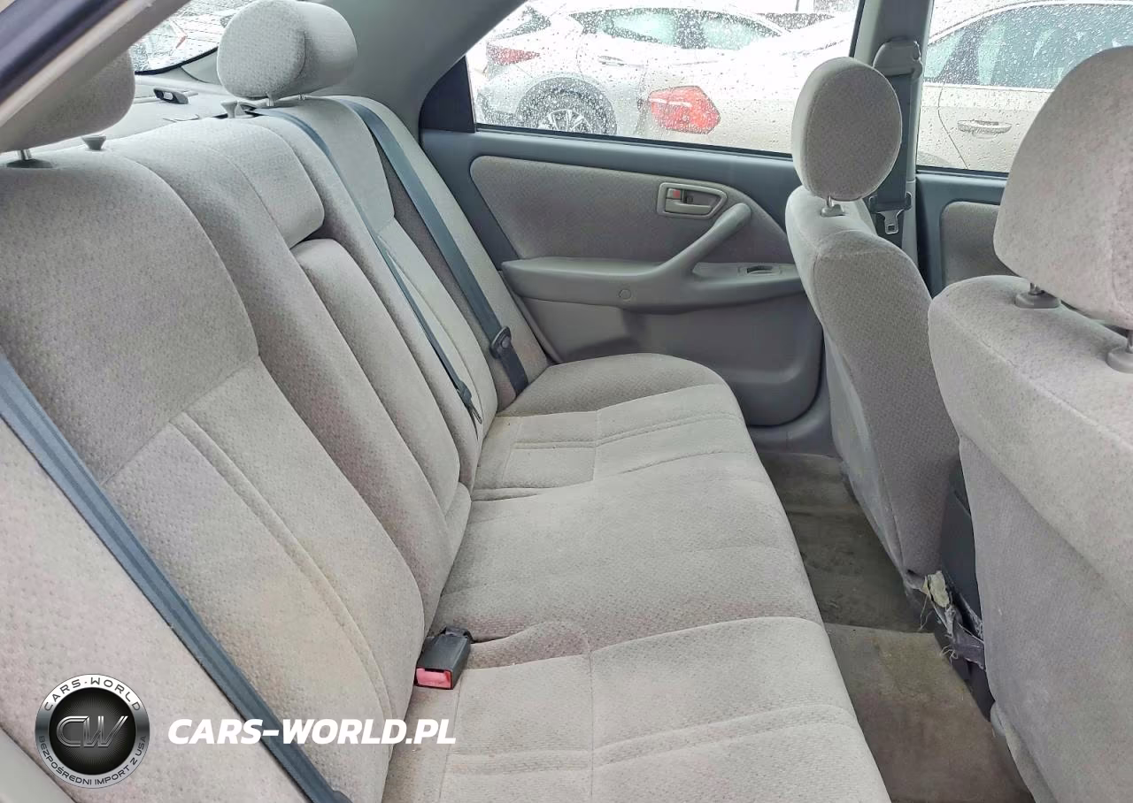 2000 Toyota Camry Le VIN:4T1BF28K7YU102730 - 10