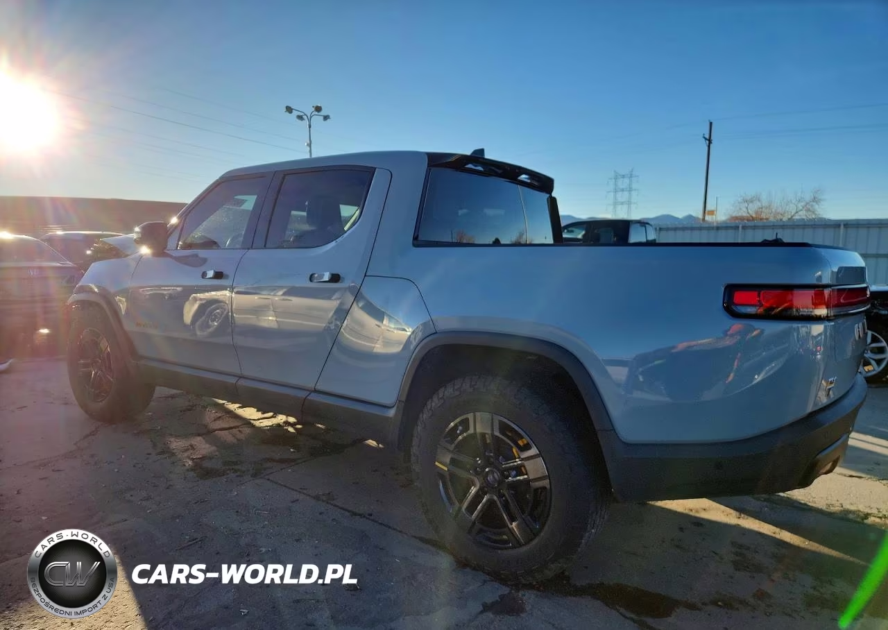 2022 Rivian R1T Adventure VIN:7FCTGAAA7NN013001 - 2