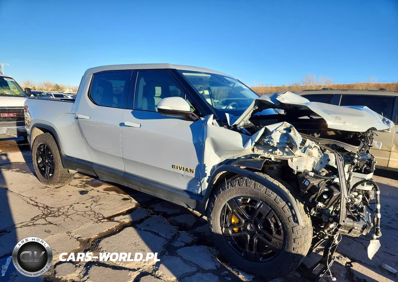 2022 Rivian R1T Adventure VIN:7FCTGAAA7NN013001 - 4
