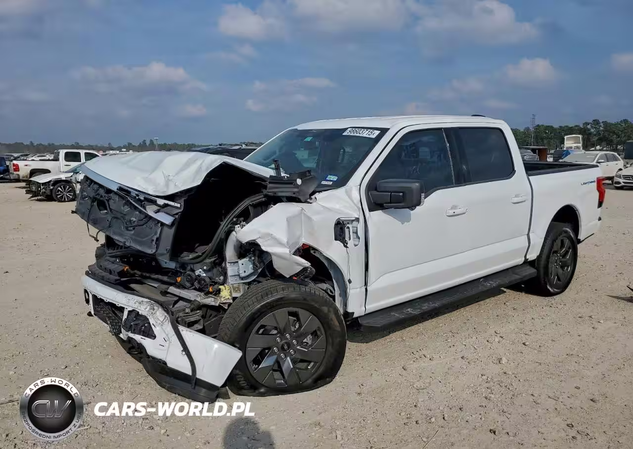 2025 Ford F150 Lightning Xlt