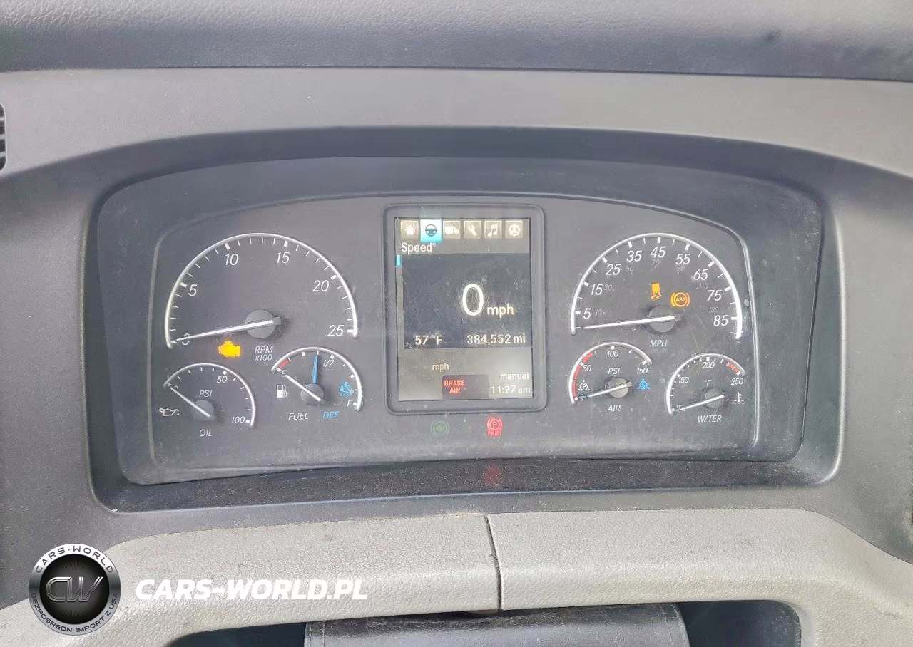 2018 Freightliner Cascadia 126 Semi Truck VIN:3AKJHLDRXJSJW9463 - 8