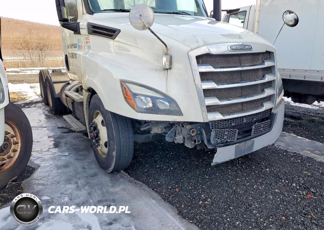 2018 Freightliner Cascadia 126 Semi Truck VIN:3AKJHLDRXJSJW9463 - 9