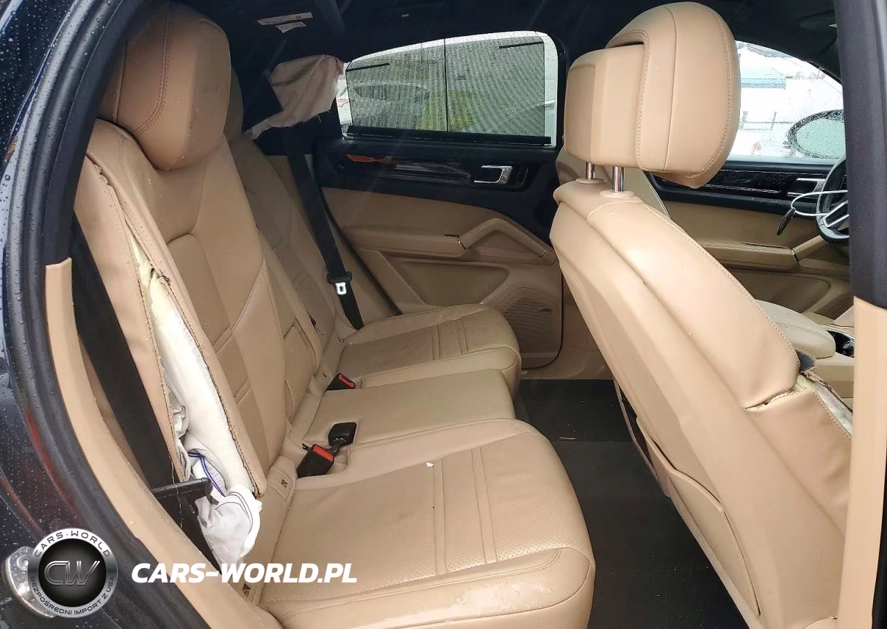 2020 Porsche Cayenne Coupe VIN:WP1BA2AY9LDA47271 - 11