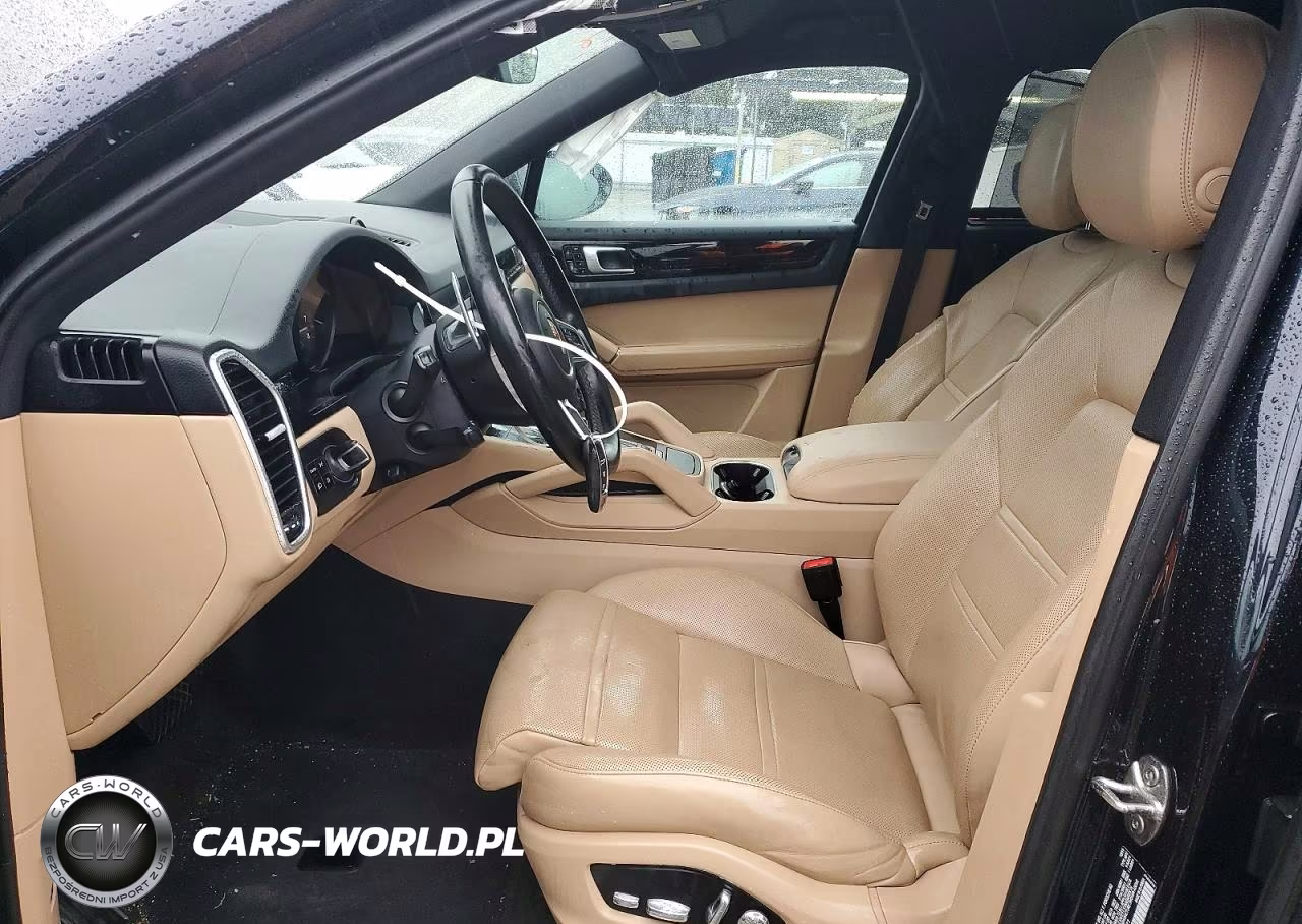2020 Porsche Cayenne Coupe VIN:WP1BA2AY9LDA47271 - 7
