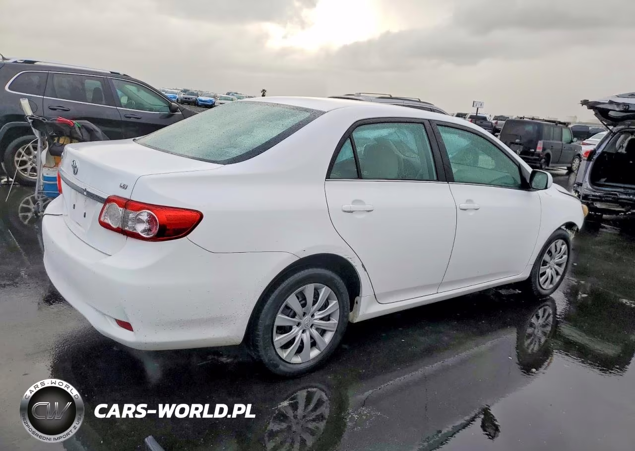 2013 Toyota Corolla Base VIN:2T1BU4EE8DC088719 - 3