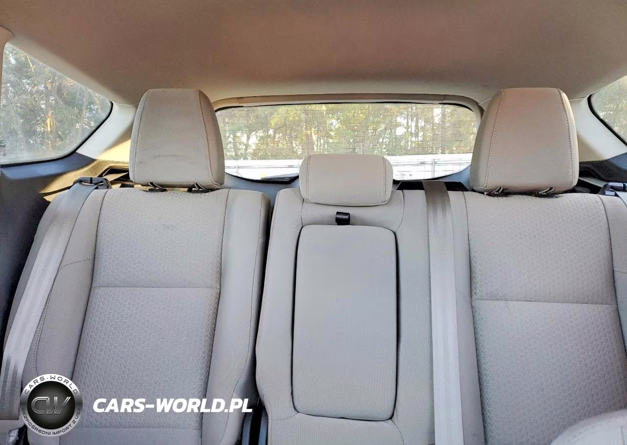 2017 Ford Escape Se VIN:1FMCU0GD2HUE86126 - 10
