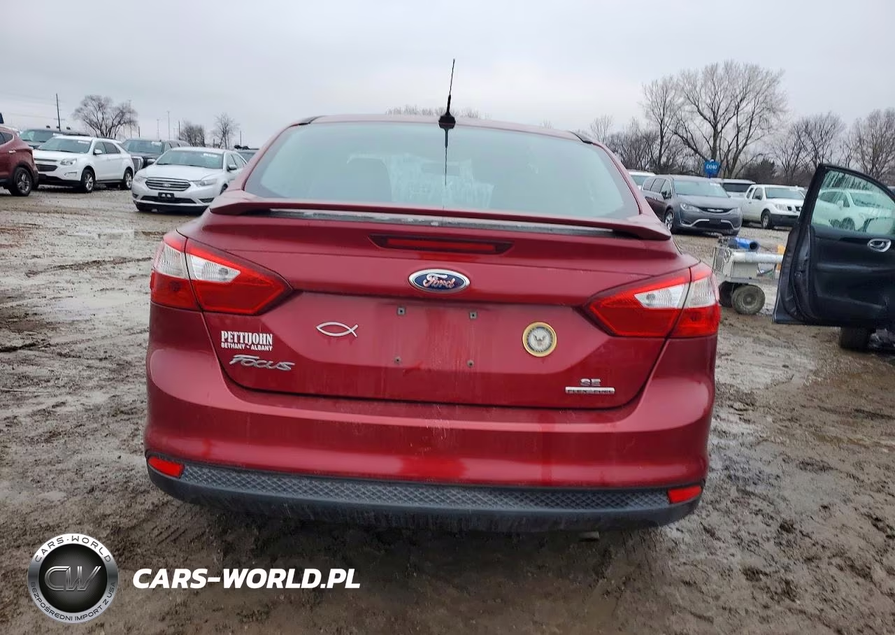 2014 Ford Focus Se VIN:1FADP3F27EL398889 - 6