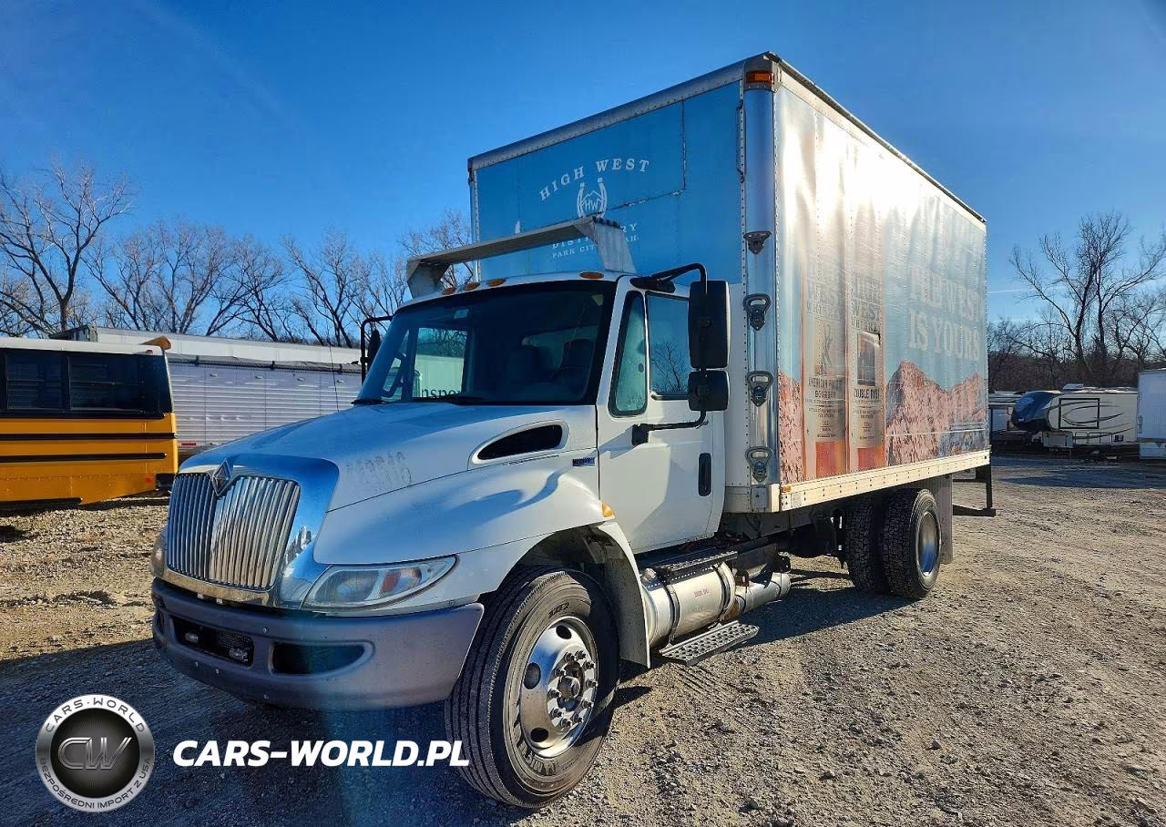 2014 International 4000 4300 - Box Truck