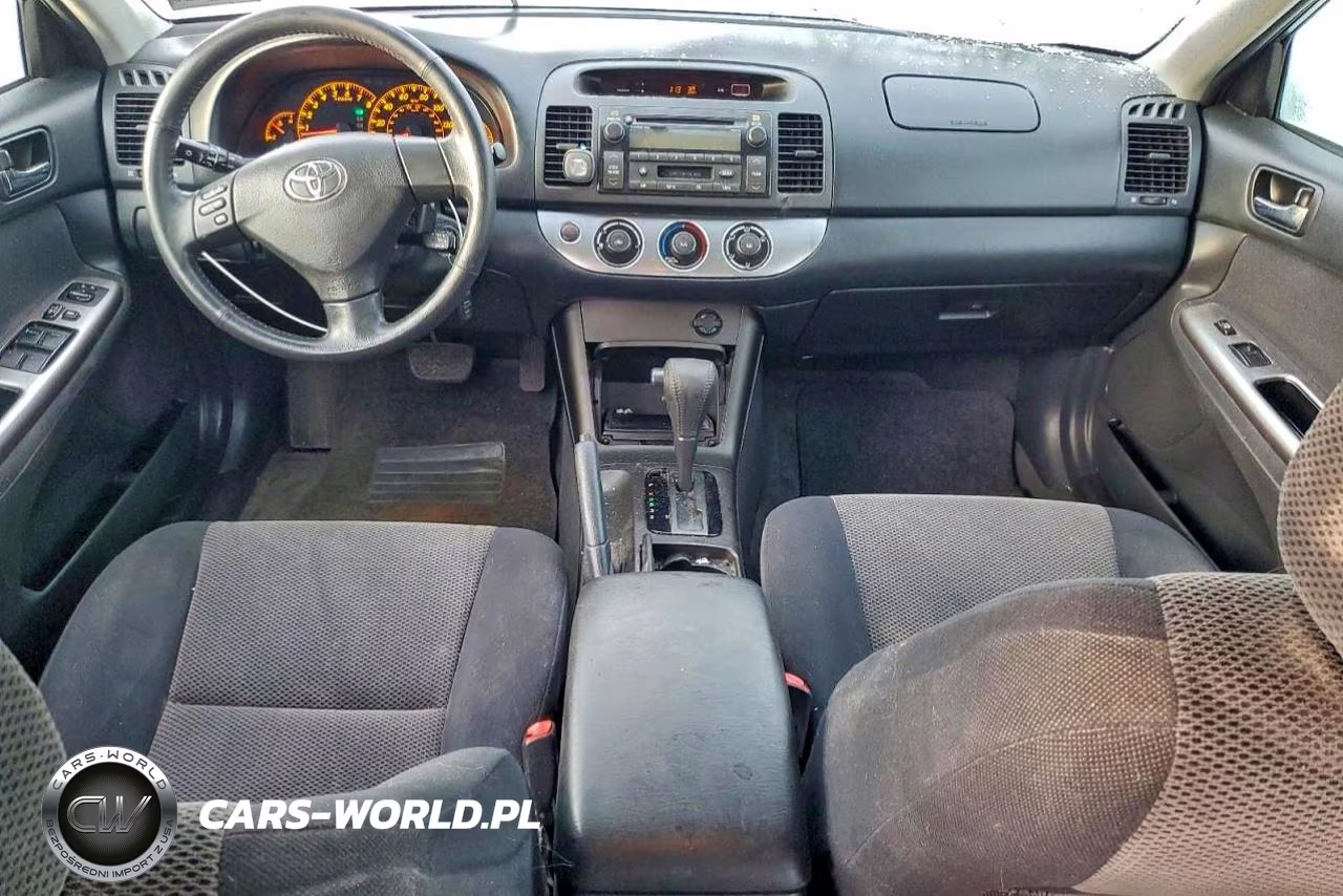 2005 Toyota Camry Le VIN:4T1BE32K75U581485 - 8