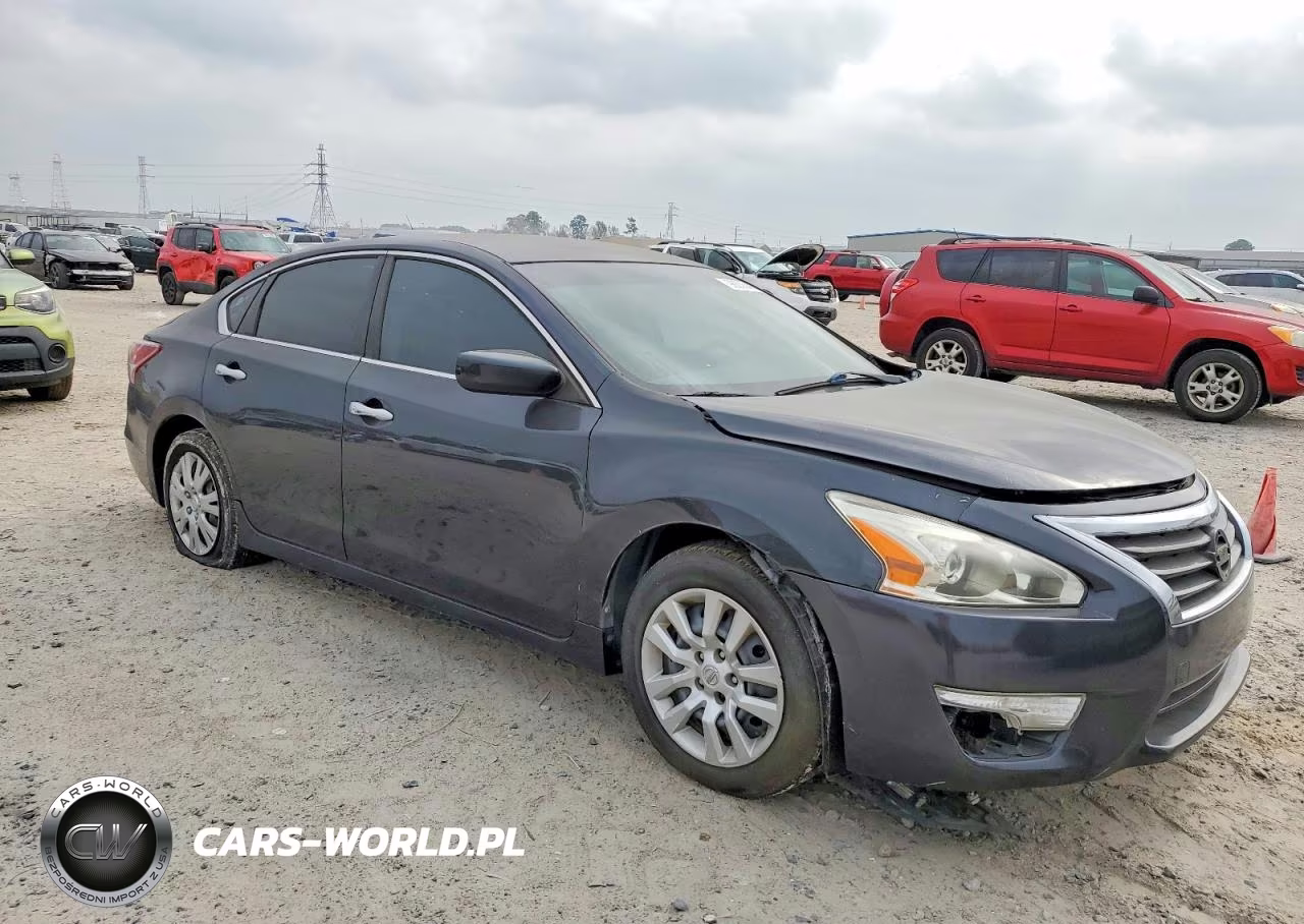 2013 Nissan Altima 2.5 VIN:1N4AL3AP1DC207709 - 4