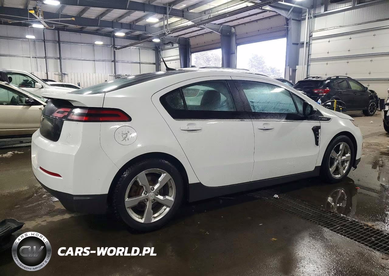 2012 Chevrolet Volt VIN:1G1RA6E45CU117033 - 3