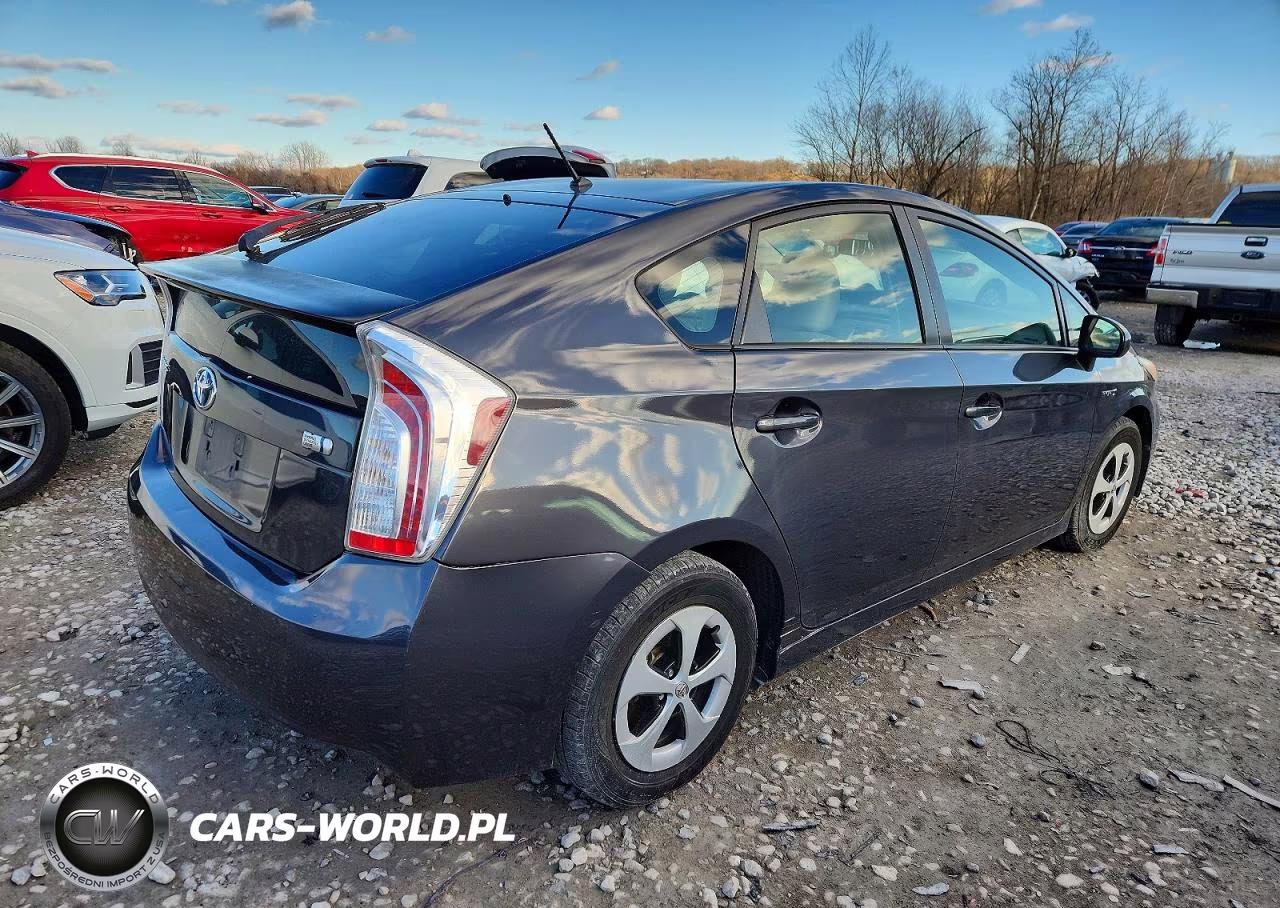 2012 Toyota Prius Two VIN:JTDKN3DU5C1610273 - 3