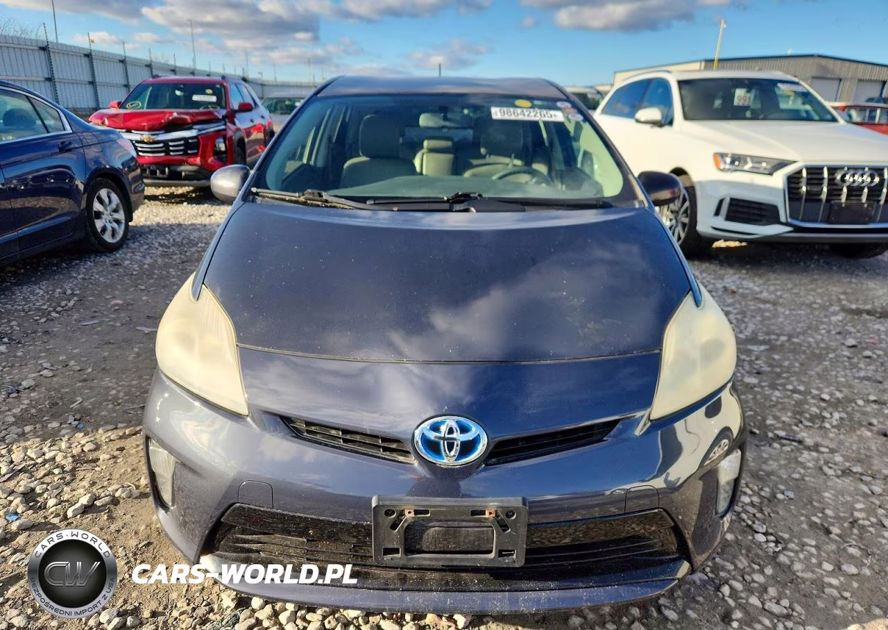 2012 Toyota Prius Two VIN:JTDKN3DU5C1610273 - 5
