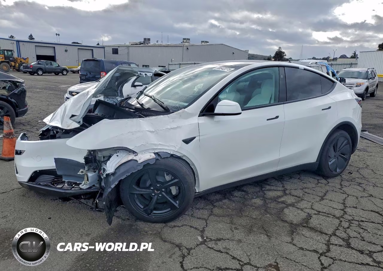 2026 Tesla Model Y – zdjęcie 1 z 12