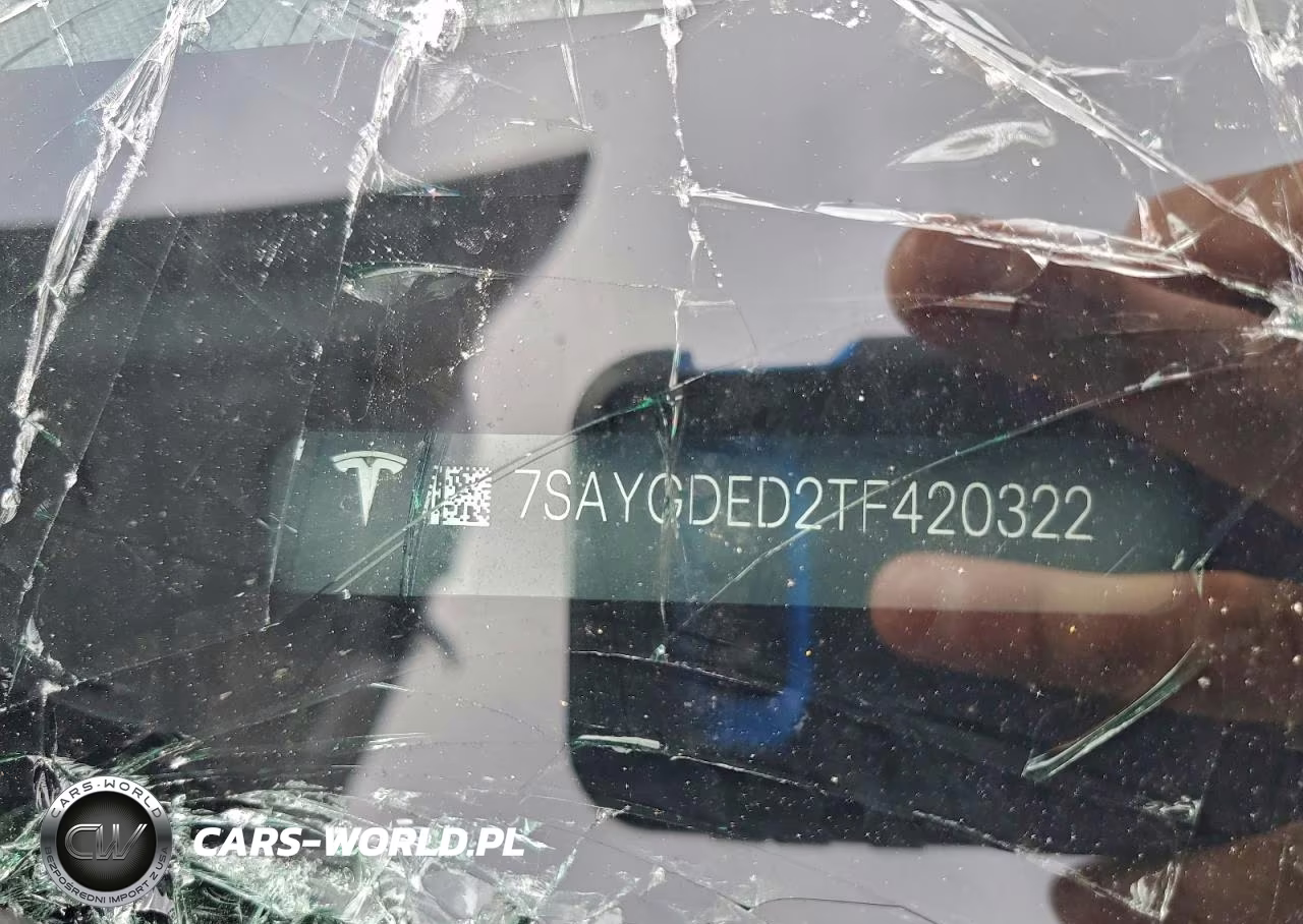 2026 Tesla Model Y VIN:7SAYGDED2TF420322 - 12