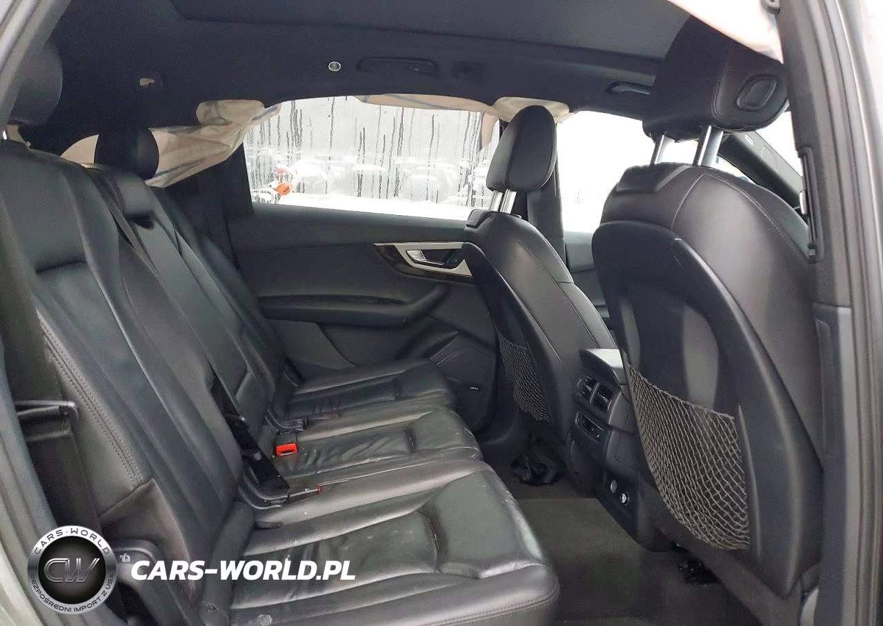 2018 Audi Q7 Premium Plus VIN:WA1LHAF79JD001975 - 11