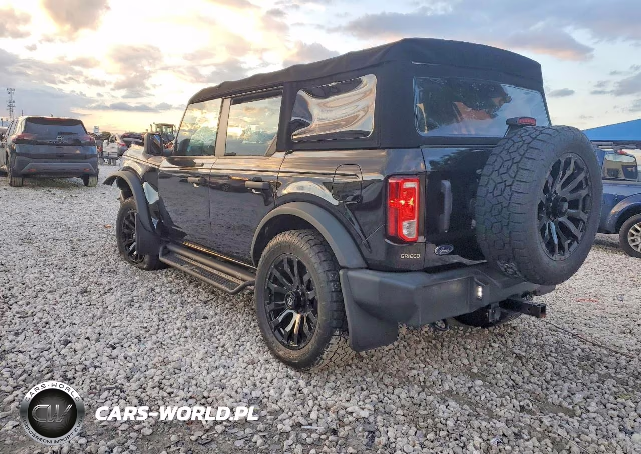2021 Ford Bronco Base VIN:1FMDE5BH2MLA94174 - 2