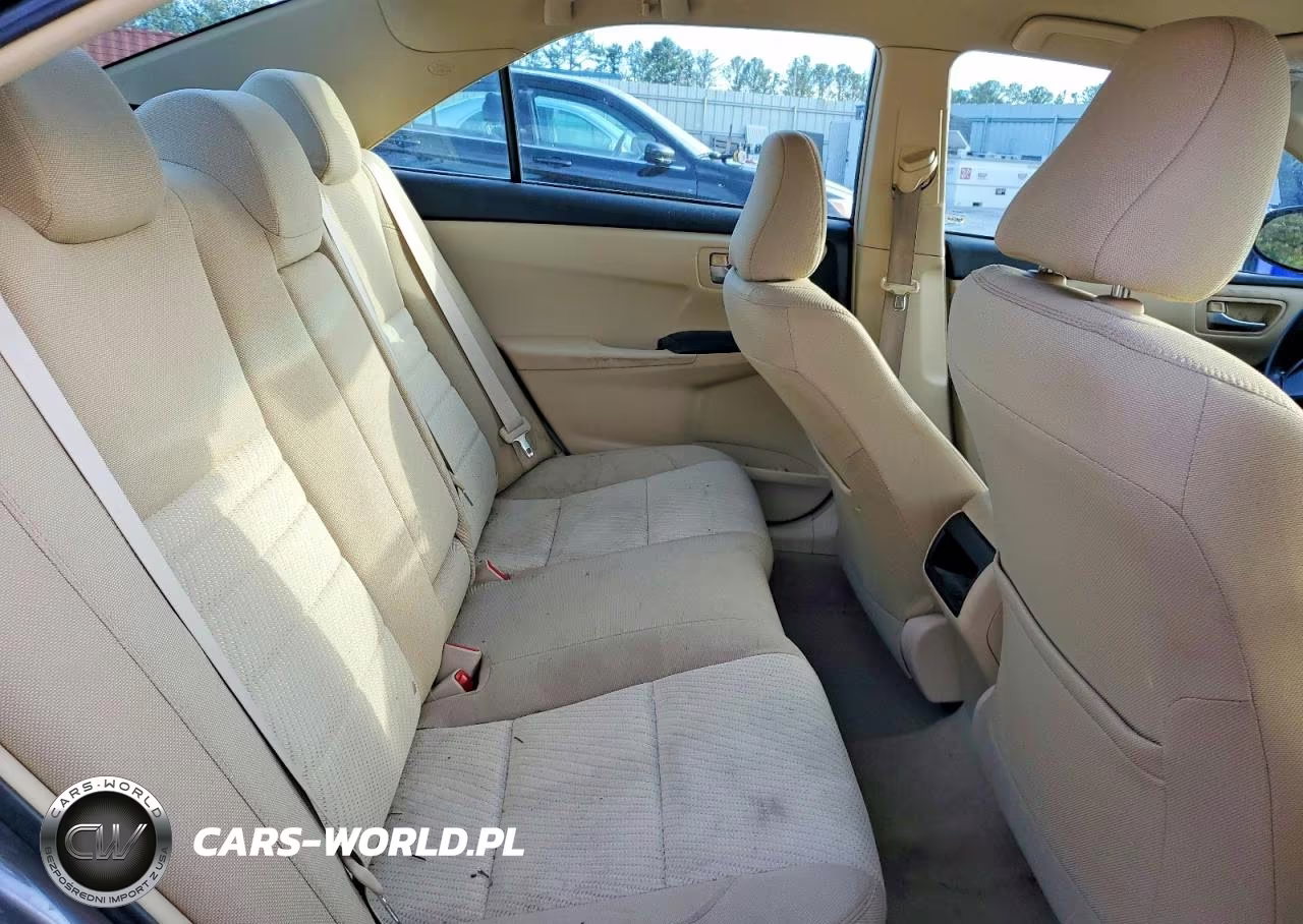 2015 Toyota Camry Le VIN:4T1BF1FK5FU082052 - 10