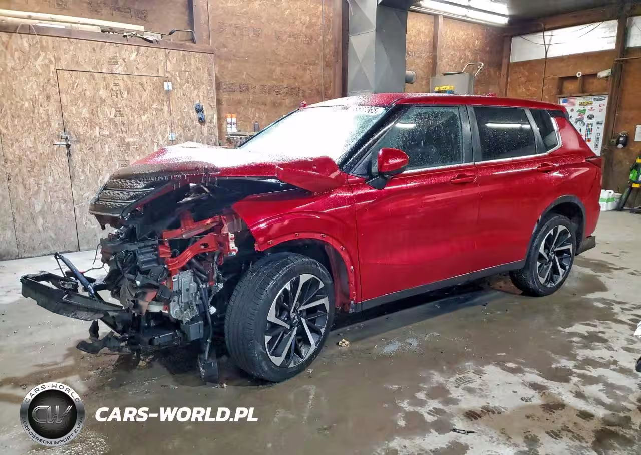 2022 Mitsubishi Outlander Es