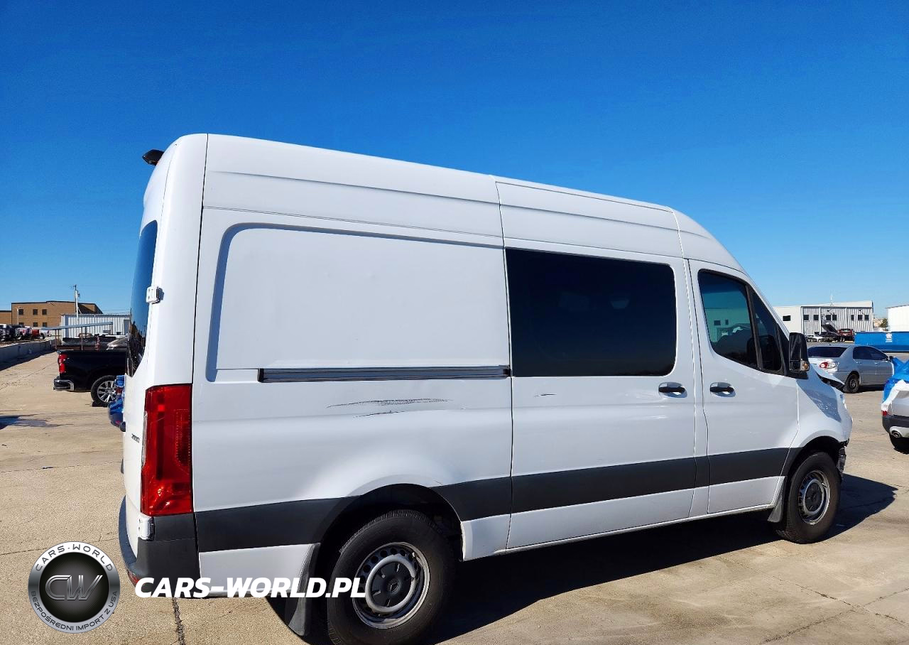 2024 Benz Sprinter Cargo 2500 VIN:W1Y4NBHY0RT168480 - 3