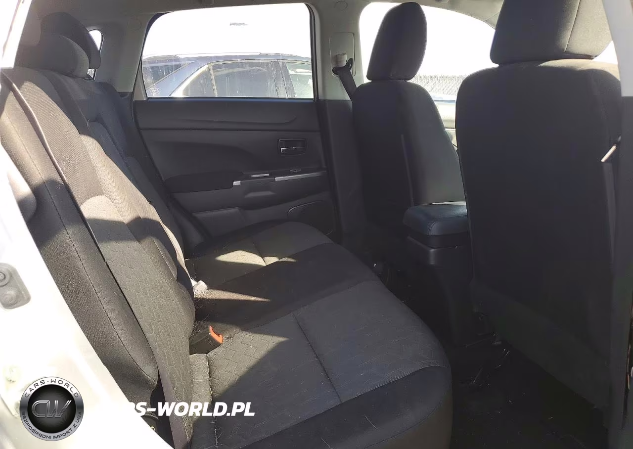 2021 Mitsubishi Outlander Sport Se VIN:JA4APVAU0MU011183 - 11