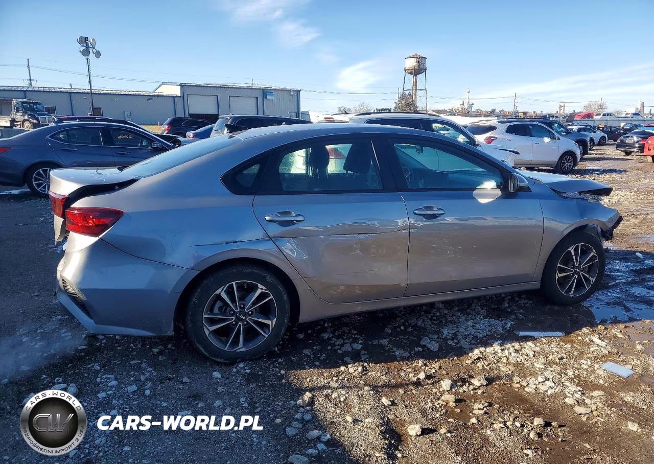 2024 Kia Forte Lx VIN:3KPF24AD8RE786213 - 3