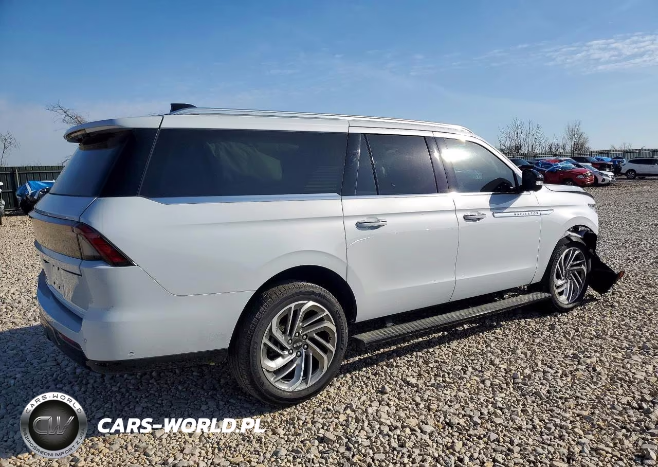 2025 Lincoln Navigator L Reserve VIN:5LMJJ3LG3SEL14347 - 3