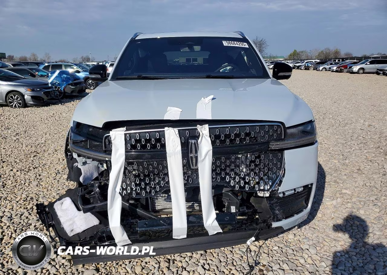 2025 Lincoln Navigator L Reserve VIN:5LMJJ3LG3SEL14347 - 5