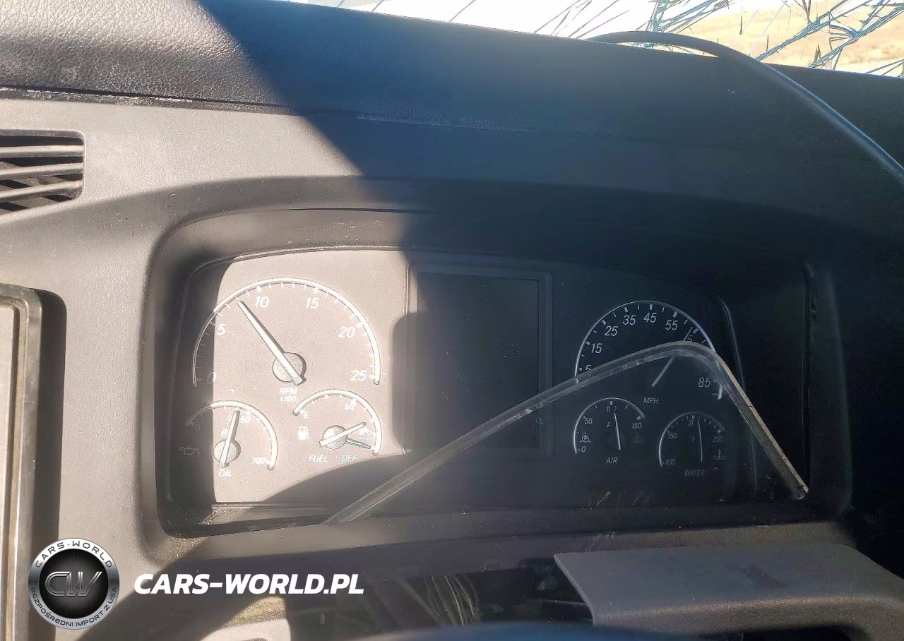 2020 Freightliner Cascadia 126 Semi Truck VIN:3AKJHHDR2LSKN4295 - 8