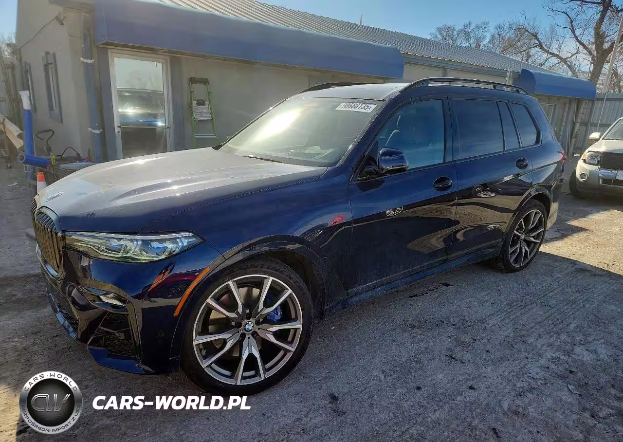 2022 BMW X7 M50I