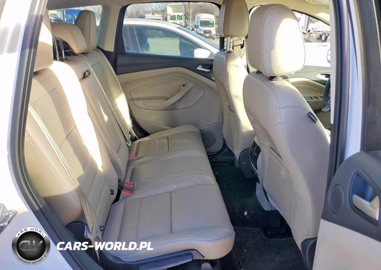 2017 Ford Escape Titanium VIN:1FMCU0JD5HUA32199 - 11
