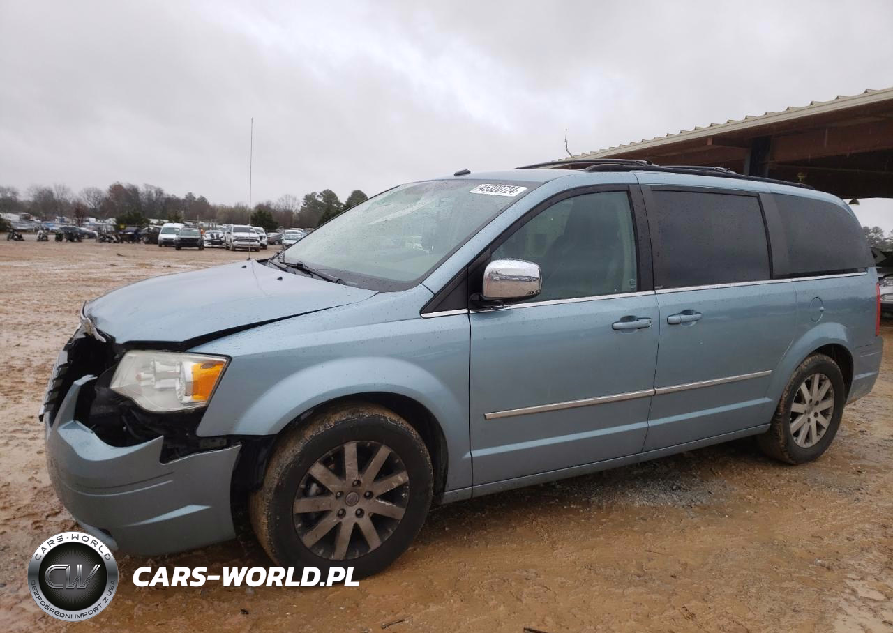 2009 Chrysler Town & Country Touring