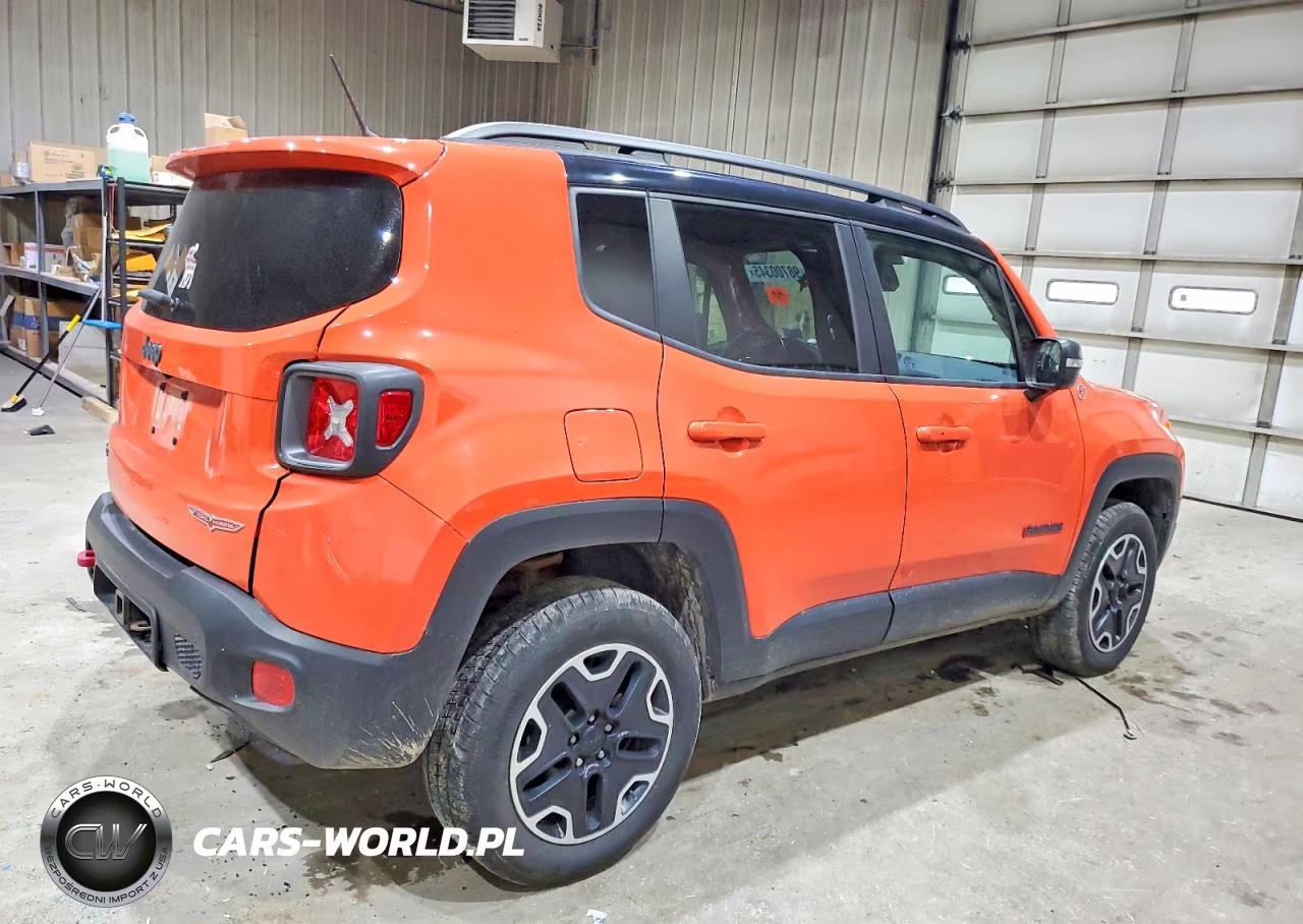 2015 Jeep Renegade Trailhawk VIN:ZACCJBCT9FPC50674 - 3