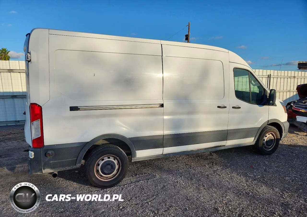 2020 Ford Transit 250 Delivery Van VIN:1FTBR1C8XLKB54195 - 3
