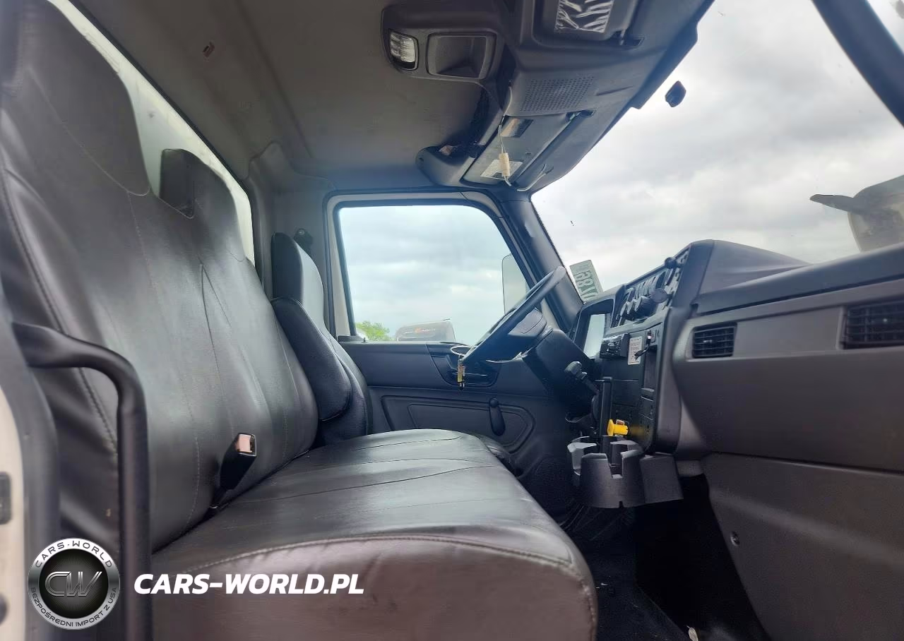 2020 International Mv607 Box Truck VIN:3HAEUMML2LL577038 - 11
