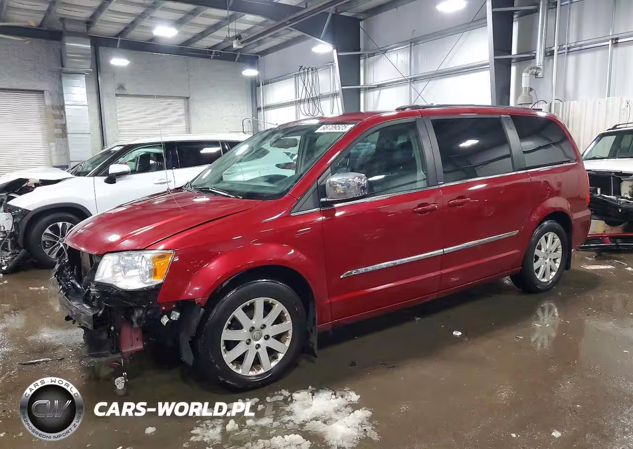 2011 Chrysler Town & Country Touring L