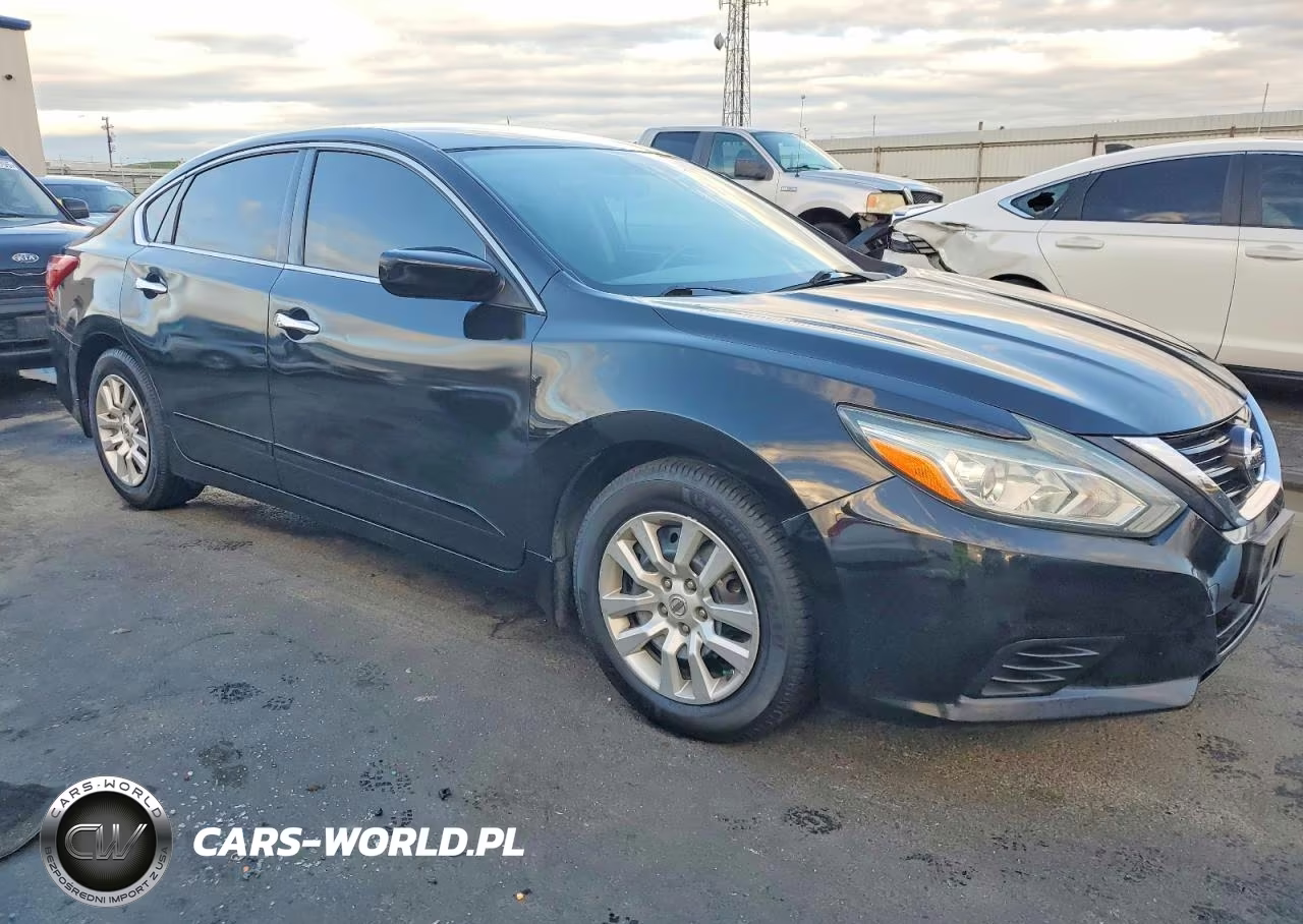 2017 Nissan Altima 2.5 VIN:1N4AL3AP5HC262038 - 4