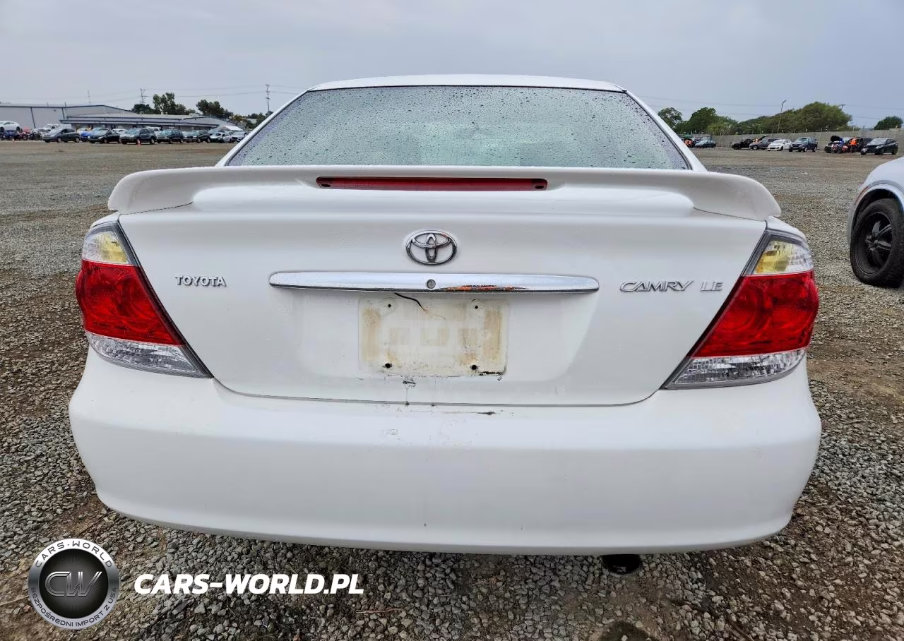 2003 Toyota Camry Le VIN:JTDBE32K430222992 - 6