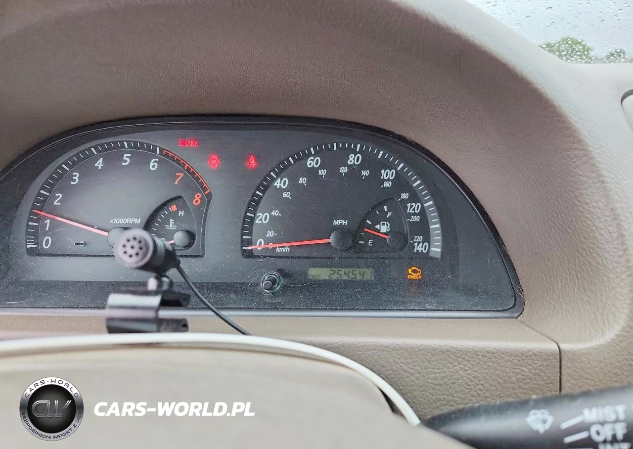 2003 Toyota Camry Le VIN:JTDBE32K430222992 - 9