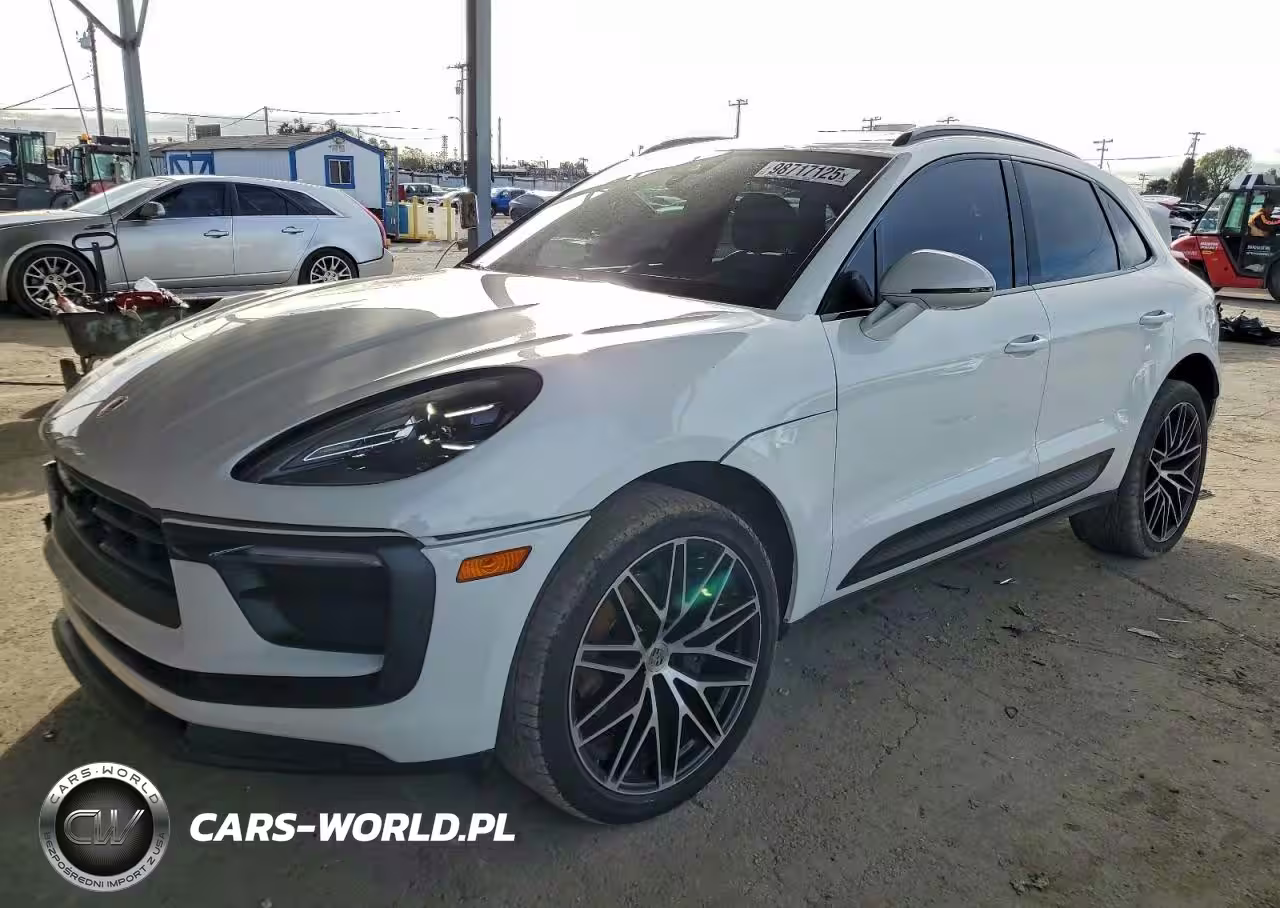 2022 Porsche Macan