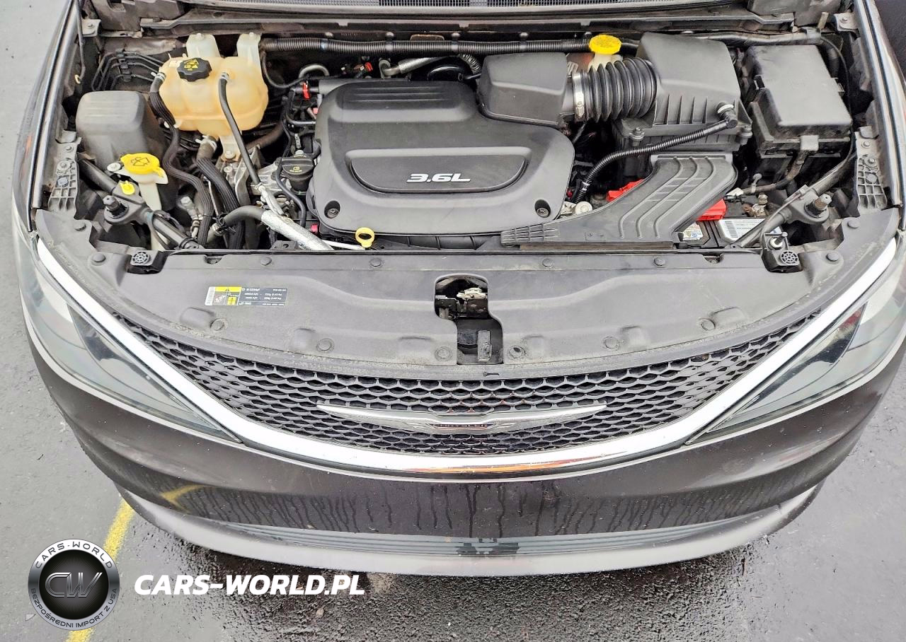 2017 Chrysler Pacifica VIN:2C4RC1CG4HR683089 - 12