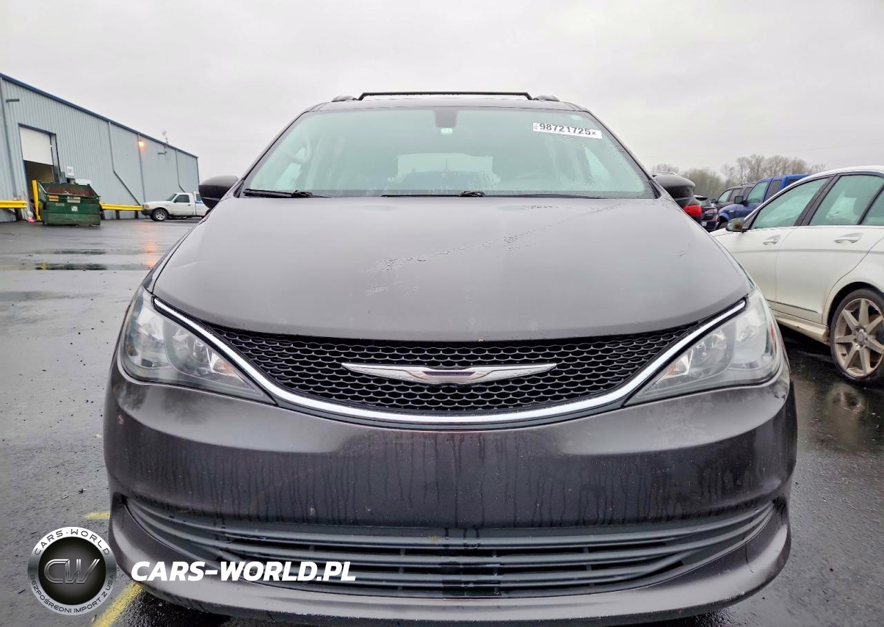 2017 Chrysler Pacifica VIN:2C4RC1CG4HR683089 - 5