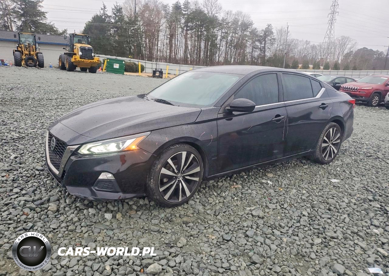 2021 Nissan Altima Sr
