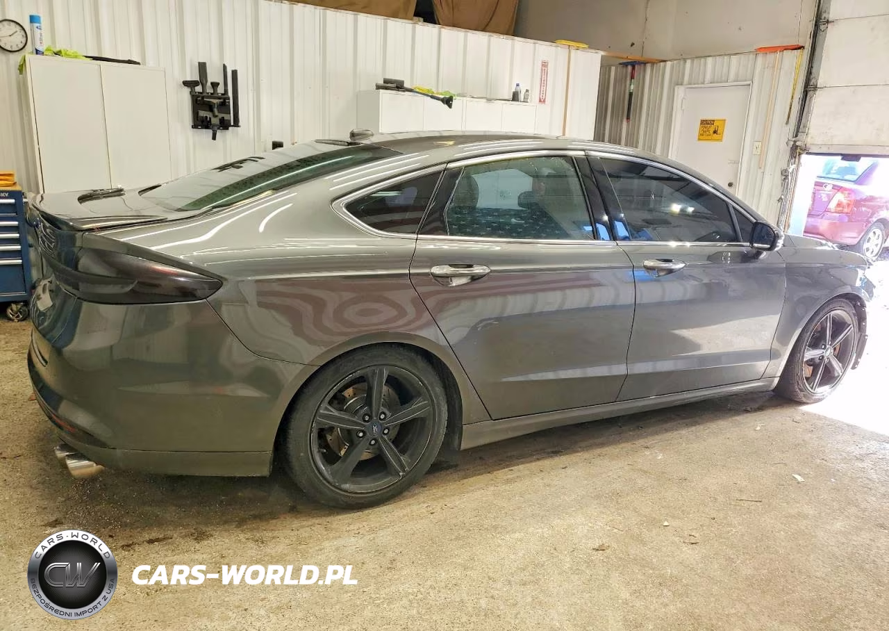 2017 Ford Fusion Sport VIN:3FA6P0VP1HR333787 - 3