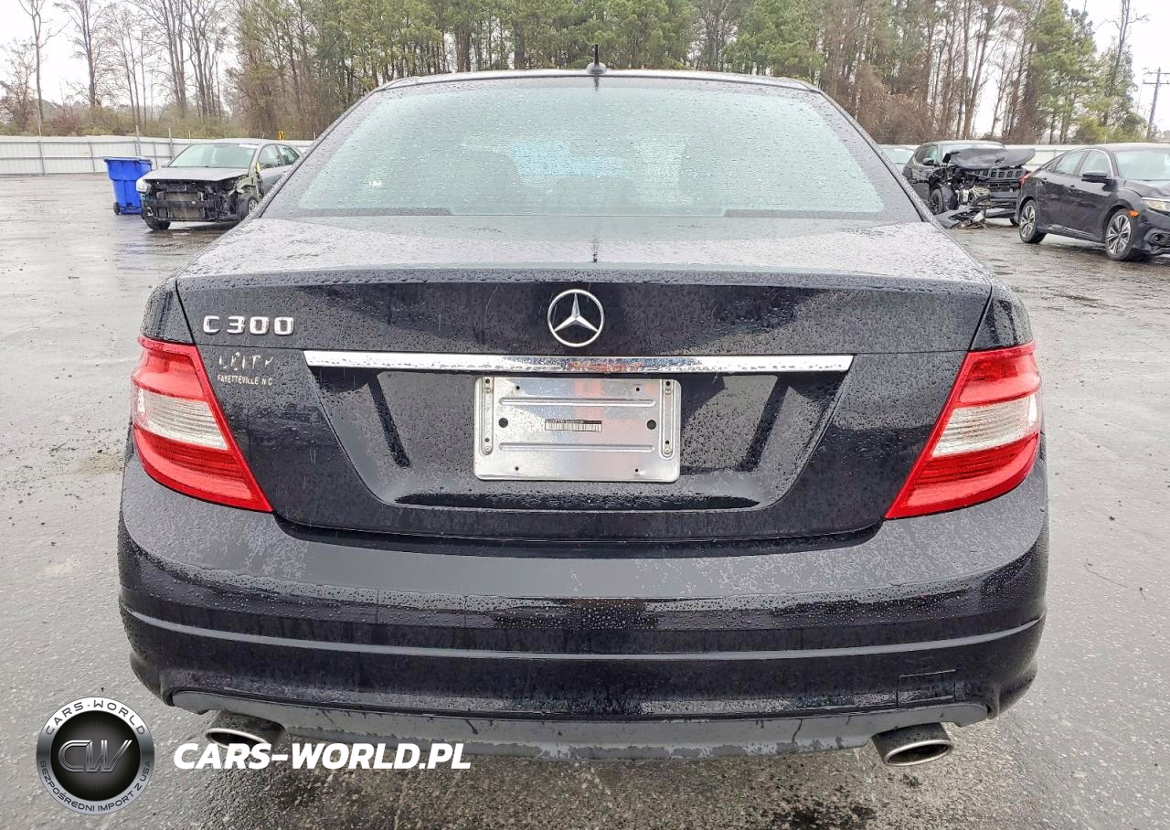 2011 Mercedes-Benz C 300 VIN:WDDGF5EB7BA451935 - 6