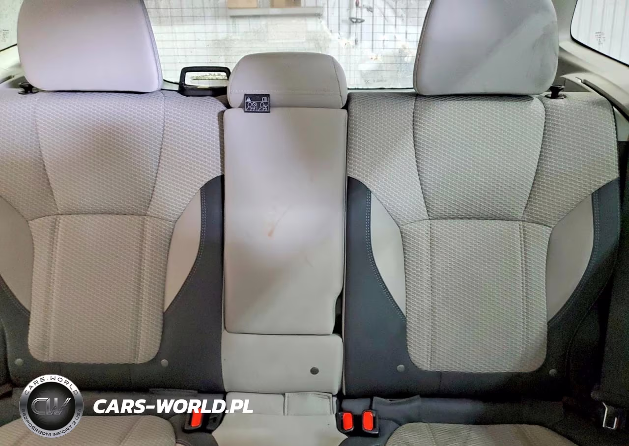 2021 Subaru Forester Premium VIN:JF2SKAJC3MH555597 - 10