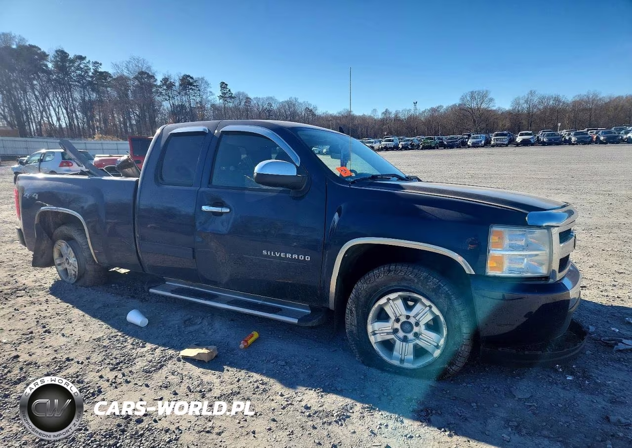 2011 Chevrolet Silverado K1500 Ls VIN:1GCRKREA7BZ222704 - 4